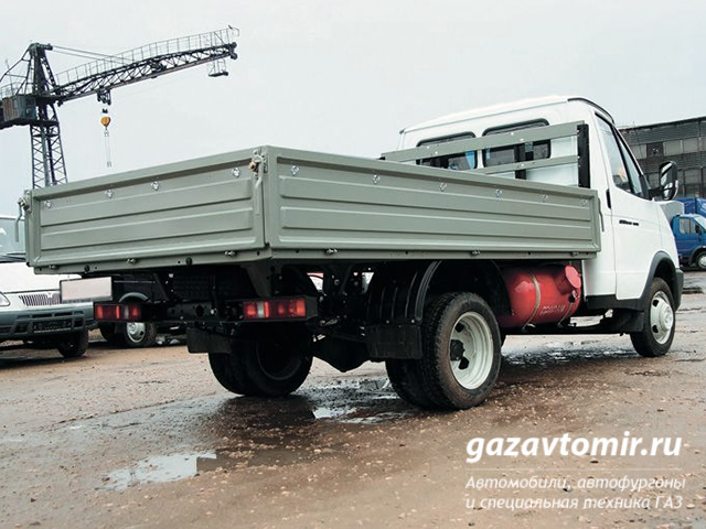 ГАЗ-3302 Газель Бизнес ссзади